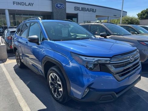 Used 2026 Subaru Forester Premium AWD/4WD image 2