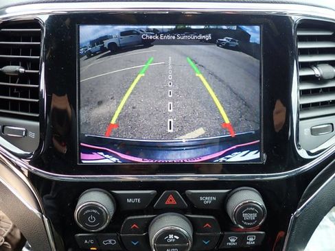 Used 2019 Jeep Grand Cherokee Limited w/ Trailer Tow Group IV image 17