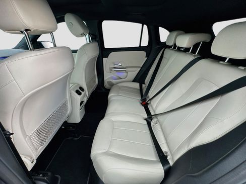 Used 2025 Mercedes-Benz GLA 250 image 16