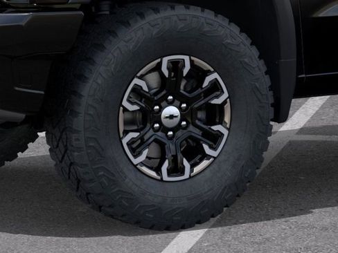 New 2026 Chevrolet Silverado 1500 ZR2 image 9