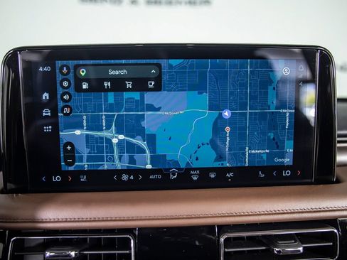 Used 2026 Lincoln Aviator Reserve AWD/4WD image 33