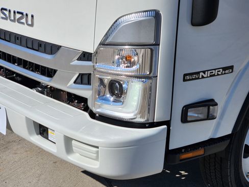 New 2026 Isuzu NPR image 7