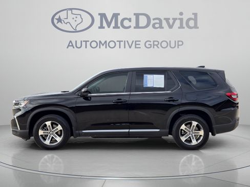 Certified 2024 Honda Pilot EX-L image 2