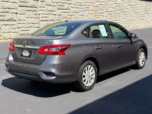 Used 2019 Nissan Sentra SV FWD image 6