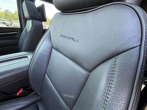 Used 2024 GMC Yukon XL Denali w/ Advanced Technology Package image 42