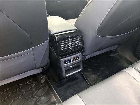 Used 2023 Volkswagen ID.4 Pro S Plus RWD image 13