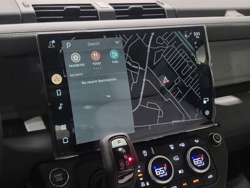 New 2026 Land Rover Defender 110 X-Dynamic SE image 19