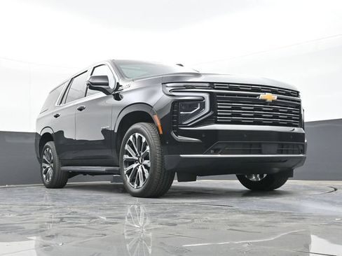 Used 2025 Chevrolet Tahoe High Country w/ Sun And Tow Package AWD/4WD image 56