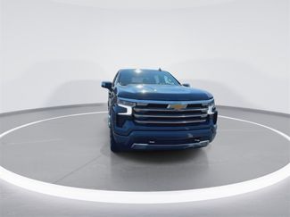 Used 2024 Chevrolet Silverado 1500 High Country w/ High Country Premium Package video 3