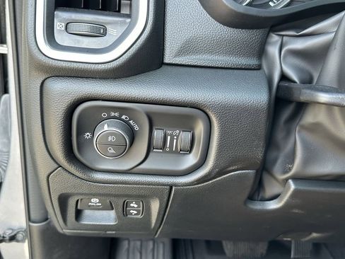 Used 2025 RAM 1500 Big Horn image 34