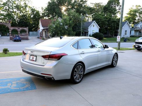 Used 2018 Genesis G80 3.8 w/ Option Group 02 image 7