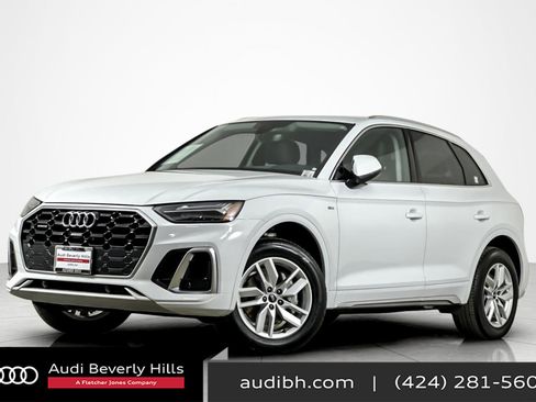 Used 2023 Audi Q5 2.0T Premium w/ Convenience Package image 1