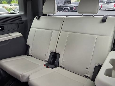 Used 2024 Hyundai Santa Fe SEL FWD image 12