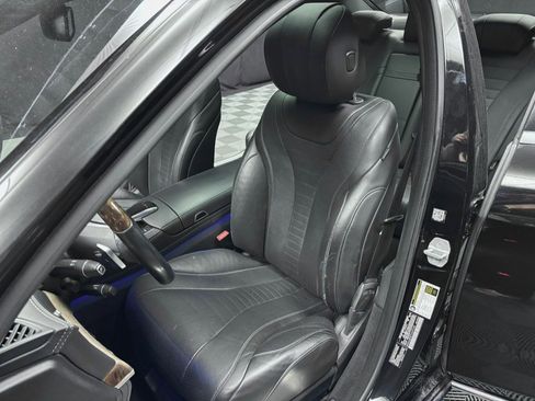 Used 2015 Mercedes-Benz S 550 4MATIC Sedan image 30