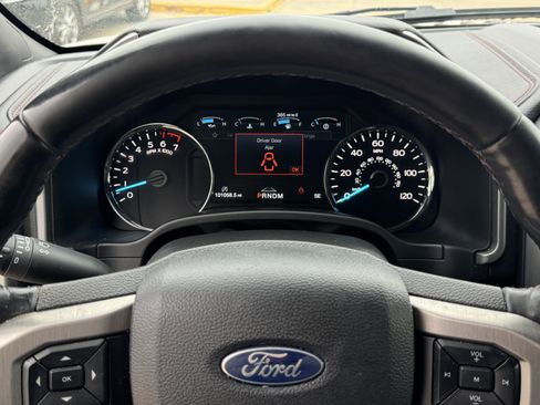 Used 2020 Ford F150 Platinum w/ Equipment Group 701A Luxury image 21