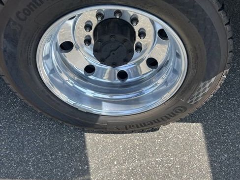 New 2025 Ford F450 XLT w/ XLT Value Package image 11