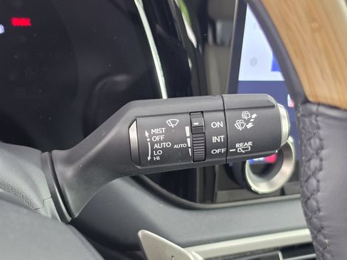 Used 2024 Lexus RX 350 Premium w/ Accessory Package (Z1) FWD image 11