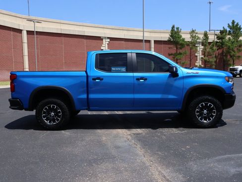 Certified 2025 Chevrolet Silverado 1500 ZR2 w/ Technology Package AWD/4WD image 34