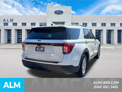Used 2025 Ford Explorer Active image 6