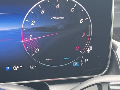 Certified 2025 Mercedes-Benz GLC 300 image 36