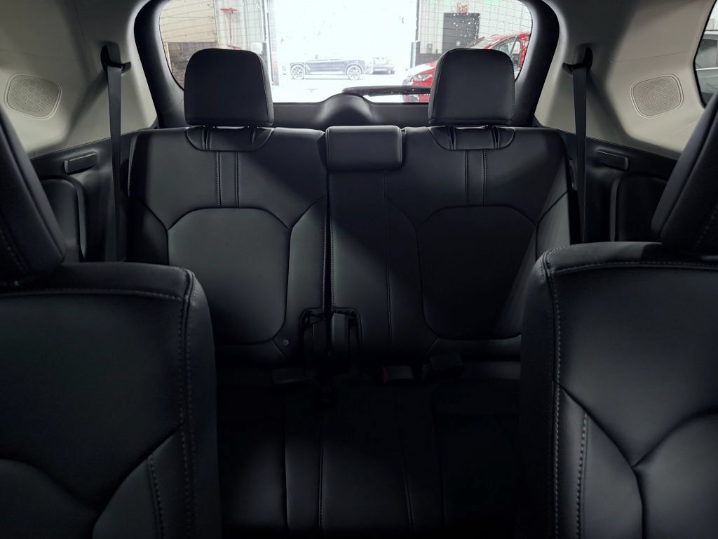 New 2026 Honda Pilot Touring image 23