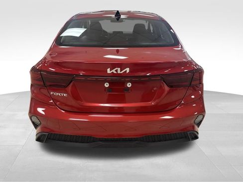 Used 2023 Kia Forte LXS FWD image 5