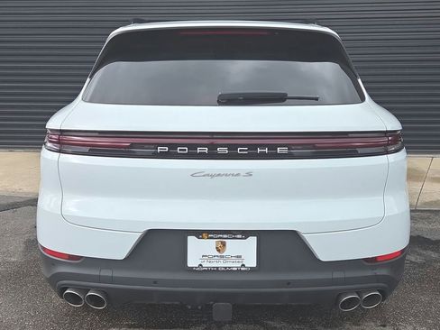 New 2026 Porsche Cayenne S image 23