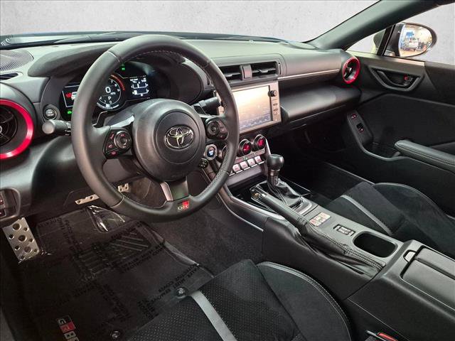 Used 2025 Toyota GR86 Premium RWD image 12