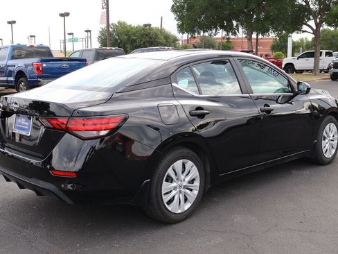Used 2024 Nissan Sentra S FWD image 13
