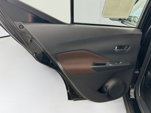 Used 2024 Nissan Kicks SR FWD image 25