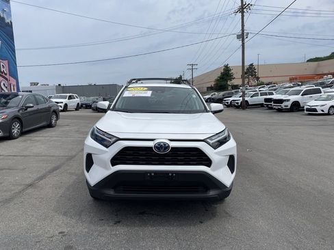 Used 2023 Toyota RAV4 XLE w/ Convenience Package AWD/4WD image 5