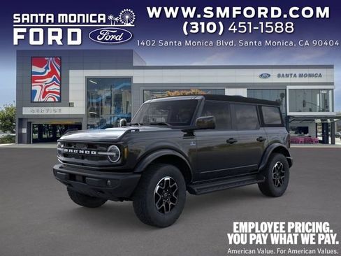 New 2026 Ford Bronco Outer Banks AWD/4WD image 1