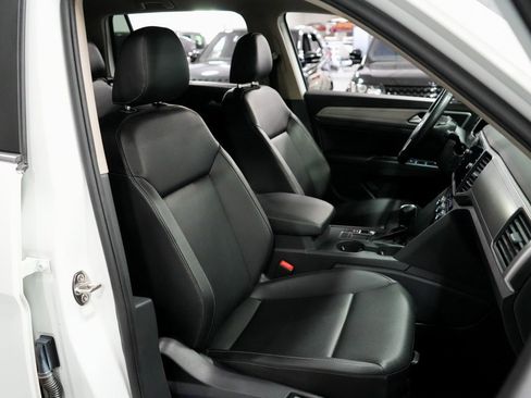 Used 2018 Volkswagen Atlas SE image 14