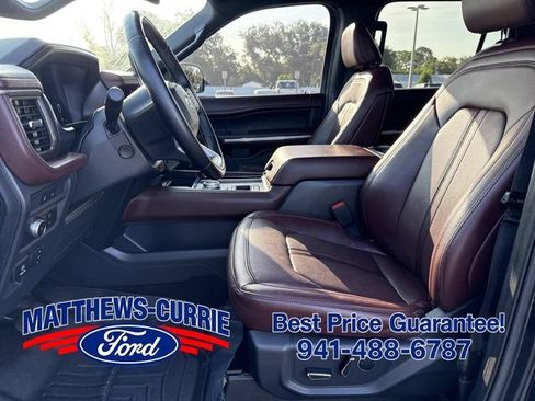Certified 2022 Ford Expedition Max Limited RWD image 9