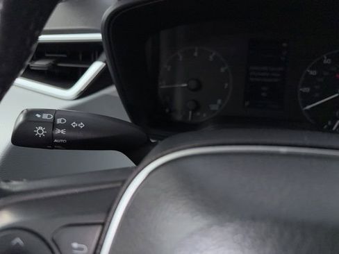 Used 2023 Toyota Corolla SE FWD image 36