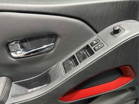 Used 2023 Nissan Frontier PRO-4X w/ Pro Convenience Package image 10