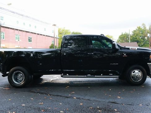 Used 2024 RAM 3500 Big Horn image 8