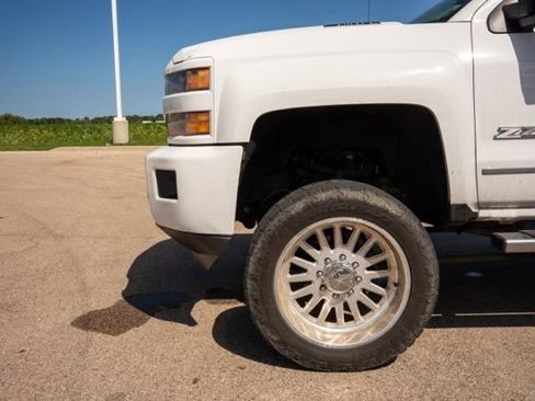 Used 2021 Chevrolet Silverado 3500 W/T w/ WT Convenience Package AWD/4WD image 12