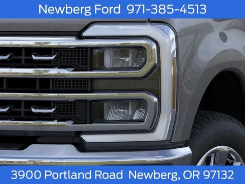 New 2026 Ford F250 Lariat w/ Lariat Premium Package AWD/4WD image 18