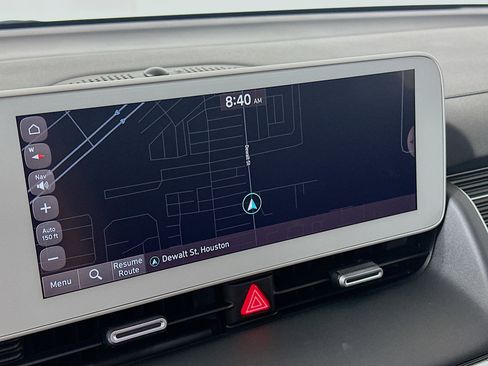 Used 2024 Hyundai Ioniq 5 SEL image 22