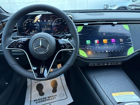 New 2026 Mercedes-Benz E 350 4MATIC Sedan image 31