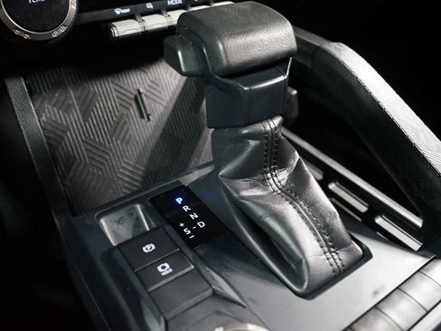 Certified 2024 Toyota Tacoma SR5 image 23