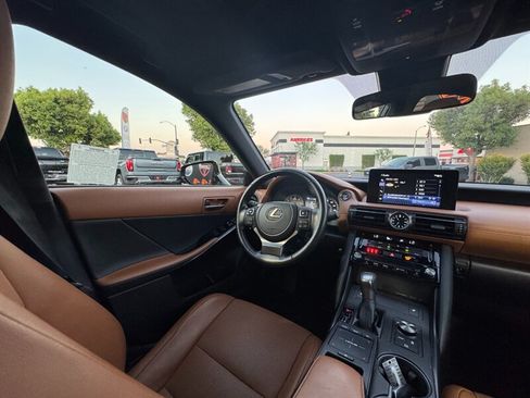 Used 2024 Lexus IS 300 F Sport RWD image 35