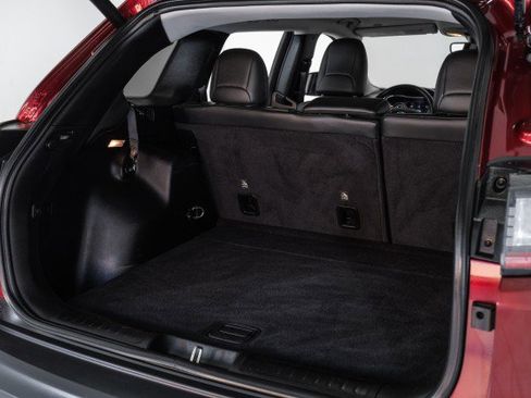 Used 2019 Jeep Cherokee Limited image 47