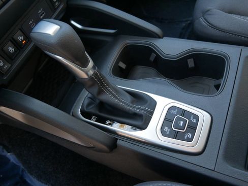 New 2026 Nissan Frontier SV w/ SV Convenience Package image 9