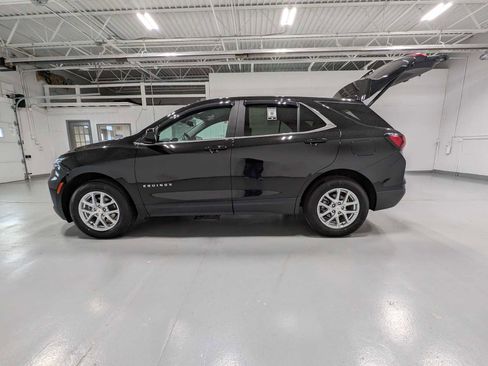 Used 2022 Chevrolet Equinox LT AWD/4WD image 12