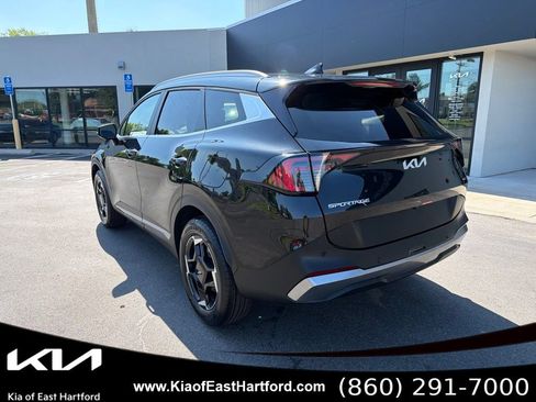Certified 2026 Kia Sportage EX AWD/4WD image 10