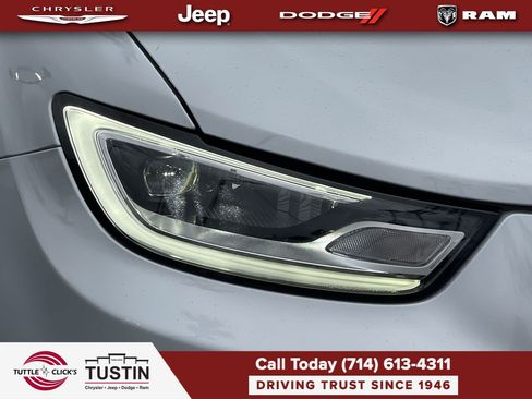 New 2026 Chrysler Pacifica Select FWD image 7