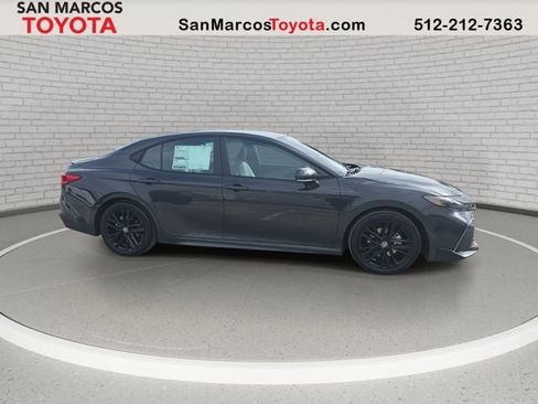 New 2026 Toyota Camry SE w/ Convenience Package image 4