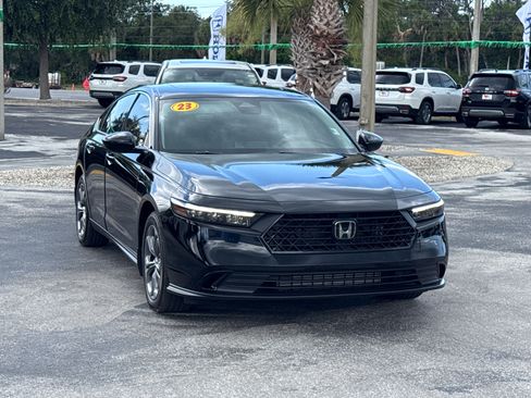 Certified 2023 Honda Accord EX image 3